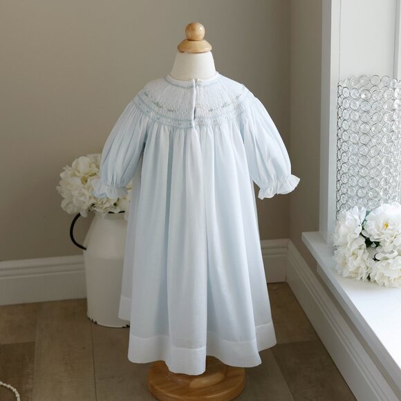 Smocked Dress Long Sleeve Bishop White & Blue w/Embroidery Will'beth Size 2 NWT - Picture 5 of 9